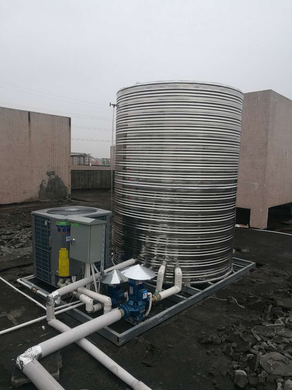 點擊查看【100人5P5噸熱水空氣能整體機工程【東莞長安工廠】】案例大圖 100人5P5噸熱水空氣能整體機工程【東莞長安工廠】